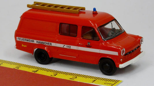 Ford Transit Feuerwehr Hannover - Brekina 34167