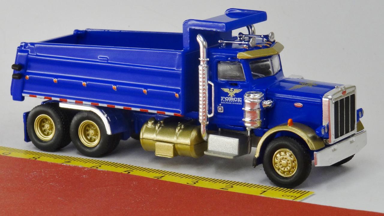 Peterbilt 359 Dumper Kipper blau Force Cooperation - Brekina 86292