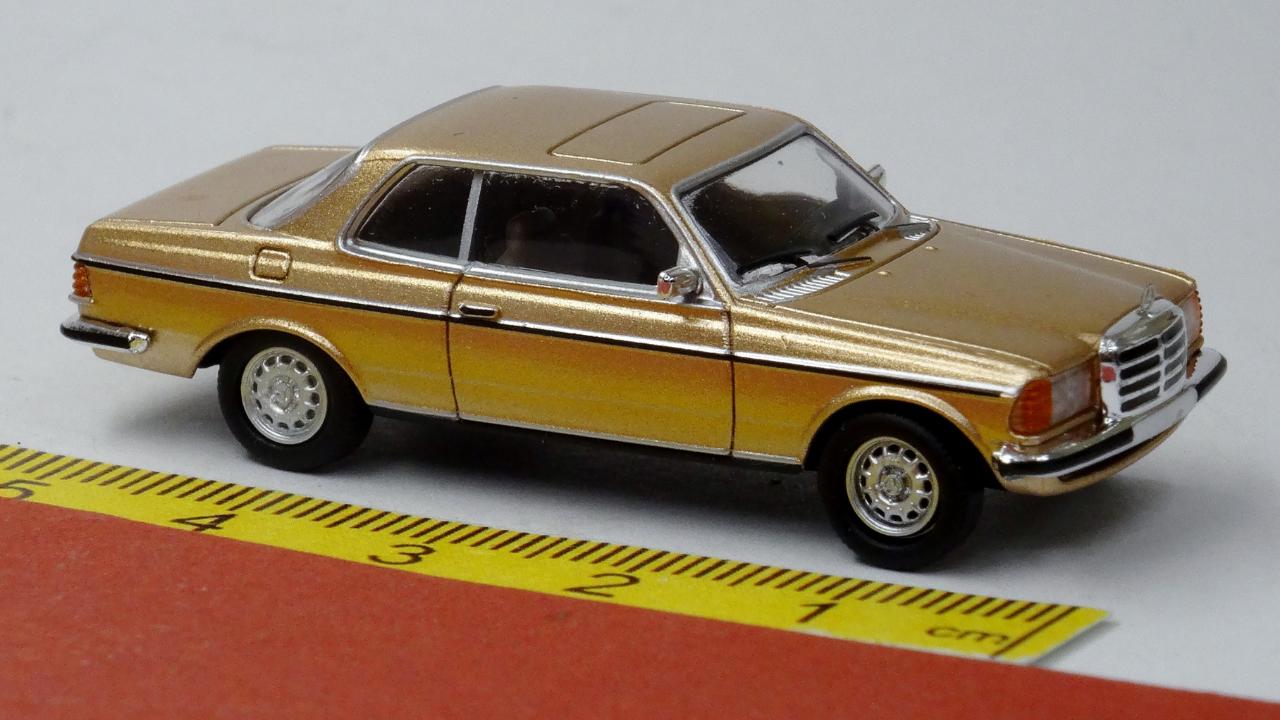 Mercedes C123 W123 Coupe gold - PCX87 870797