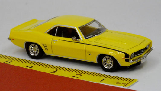 Chevrolet Camaro 1969 gelb - Brekina 18377