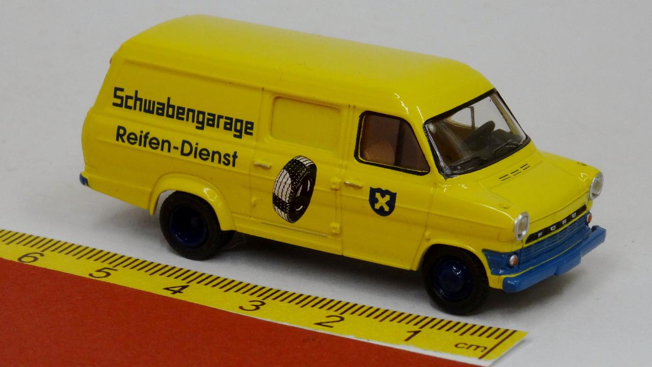 Ford Transit Mk 1 Schwabengarage - Brekina 34163