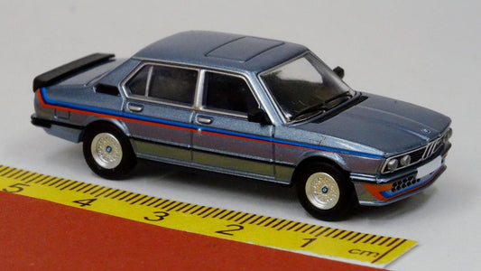 BMW 535i (E12) 1980 hellblau Dekor - PCX87 871606