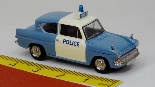 Ford Anglia "Panda" der Police - Brekina 19332