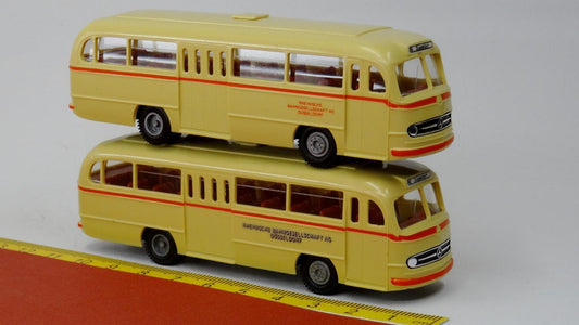 Mercedes O 321 Rheinbahn Düsseldorf - rote Schrift - Brekina