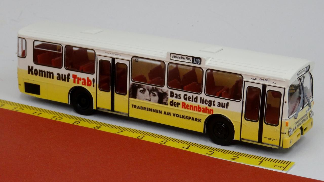 Mercedes O 305 HHA Hamburg Trabrennbahn - Brekina 50811