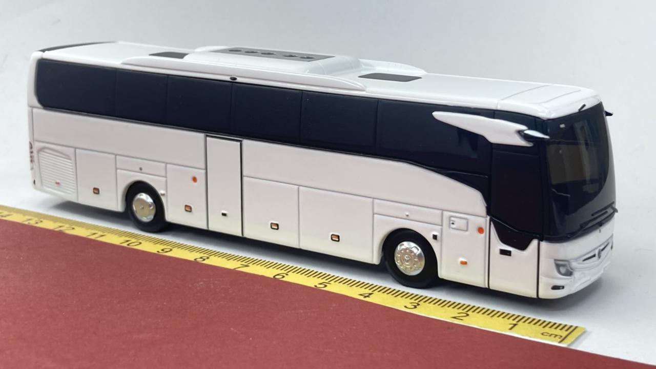 Mercedes Tourismo weiß - Holland Oto 8-1338