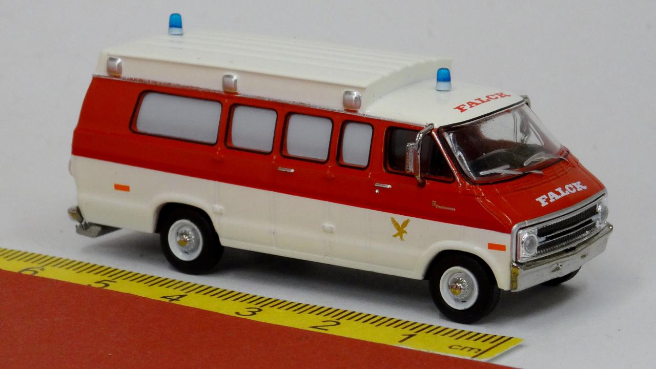 Dodge Ambulance Falck (DK) - Brekina 18302