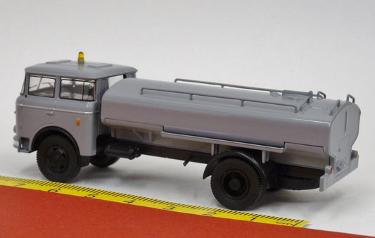 LIAZ 706 Sprengwagen 1970 grau - Brekina 71871