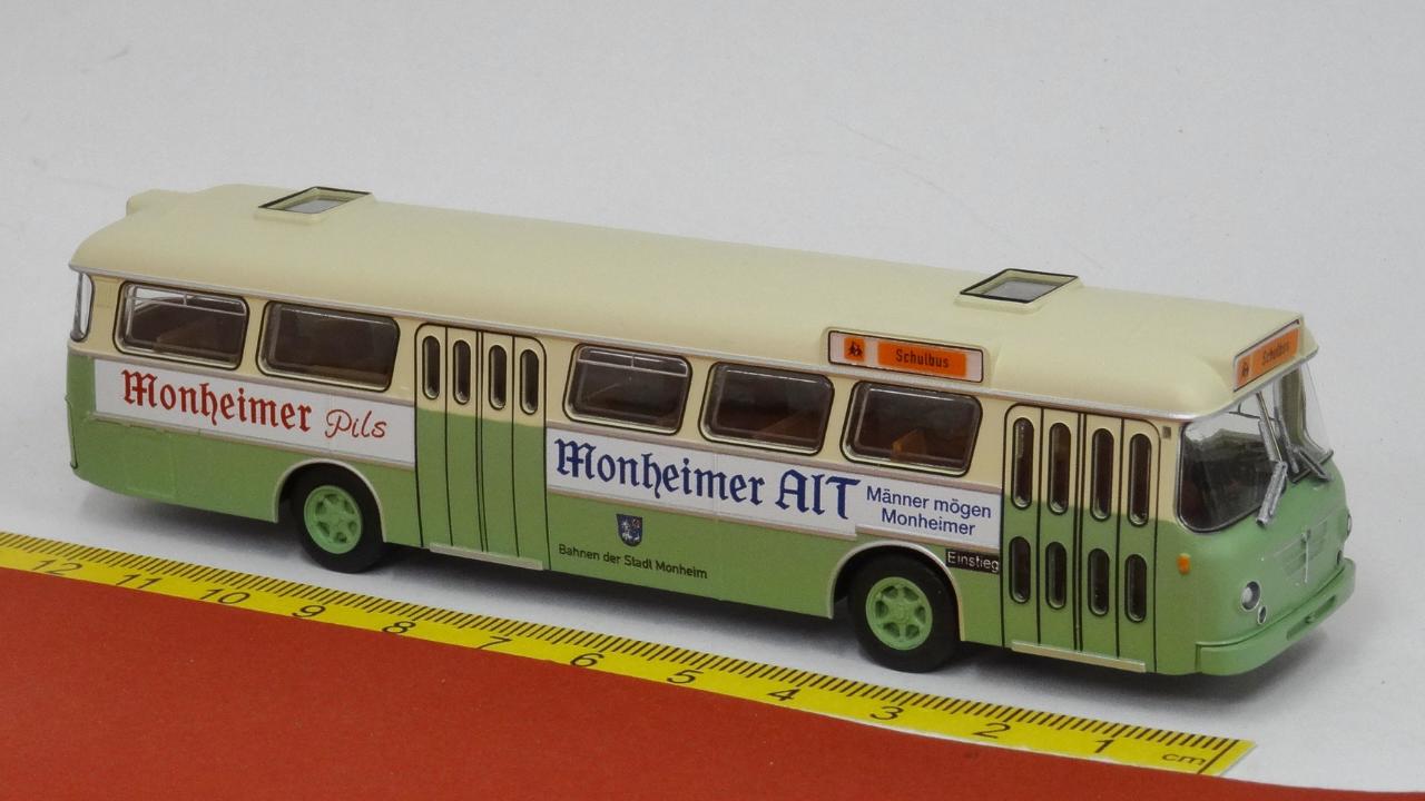 Büssing Senator Monheim - Pils und Alt - Brekina 59391
