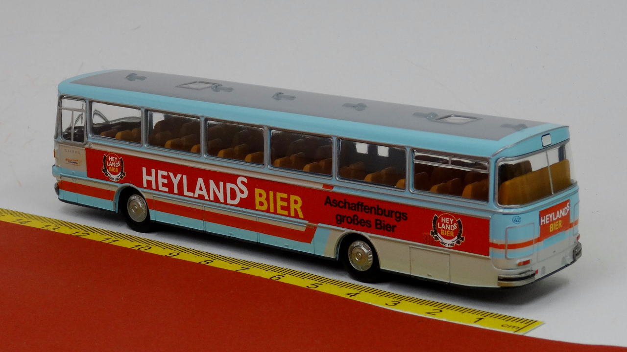 Setra S 140 ES KVG Schöllkrippen - Heylands - Brekina 56109