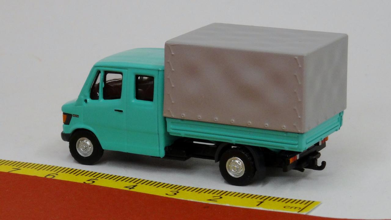 Mercedes L 207 Doka 1988 türkis - Brekina 36952