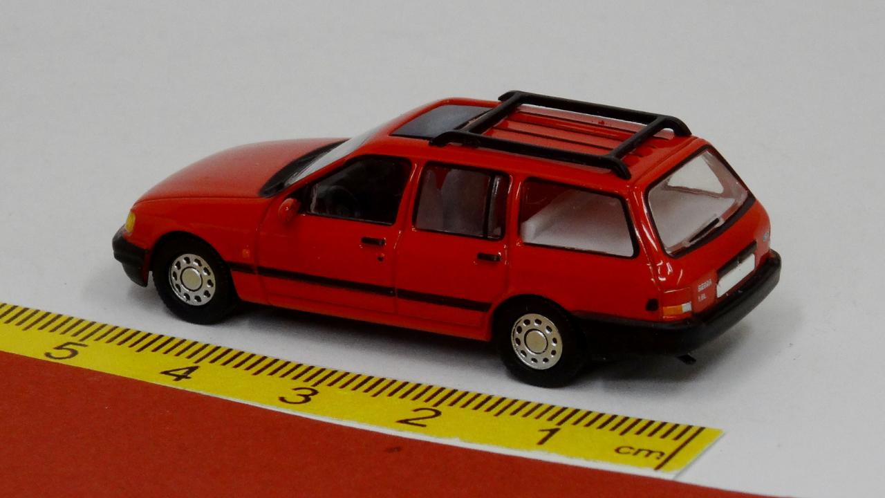 Ford Sierra Turnier, rot, 1987 - PCX87 870281