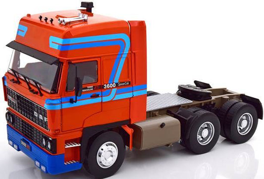 DAF 3300 Space Cab 1982 orange blau 1:18 - Road Kings RK180094
