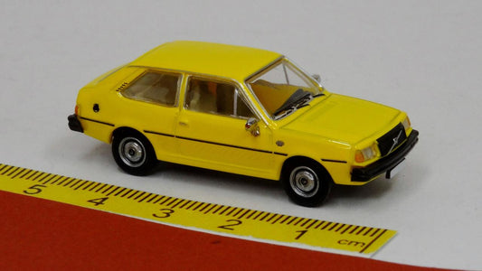 Volvo 343 1976 gelb - PCX87 - 870300
