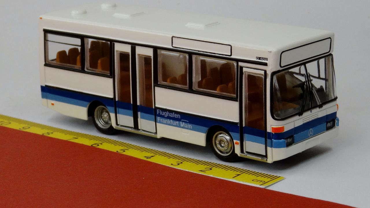 Mercedes O 402 Flughafen Frankfurt - Brekina 52280