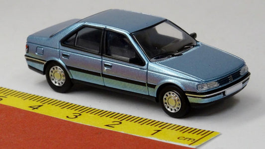 Peugeot 405 GRi (1987) hellblau metallic - PCX87 870746