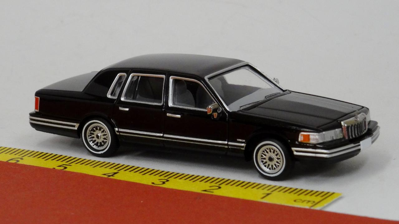 Lincoln Town Car 1991 schwarz - PCX87 870908