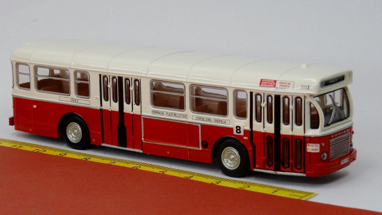 Saviem SC 10 aus Lyon - Brekina 61402