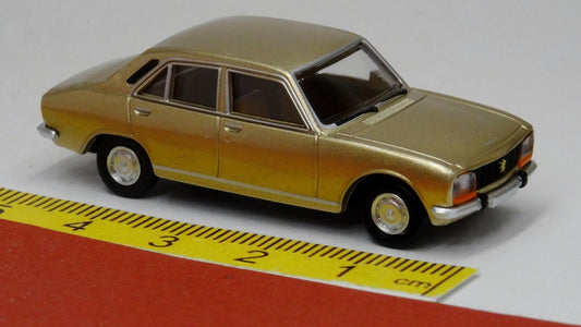 Peugeot 504 gold - Brekina 29126