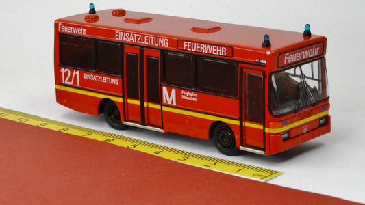Mercedes O 402 Flughafen München Feuerwehr - Brekina 52283