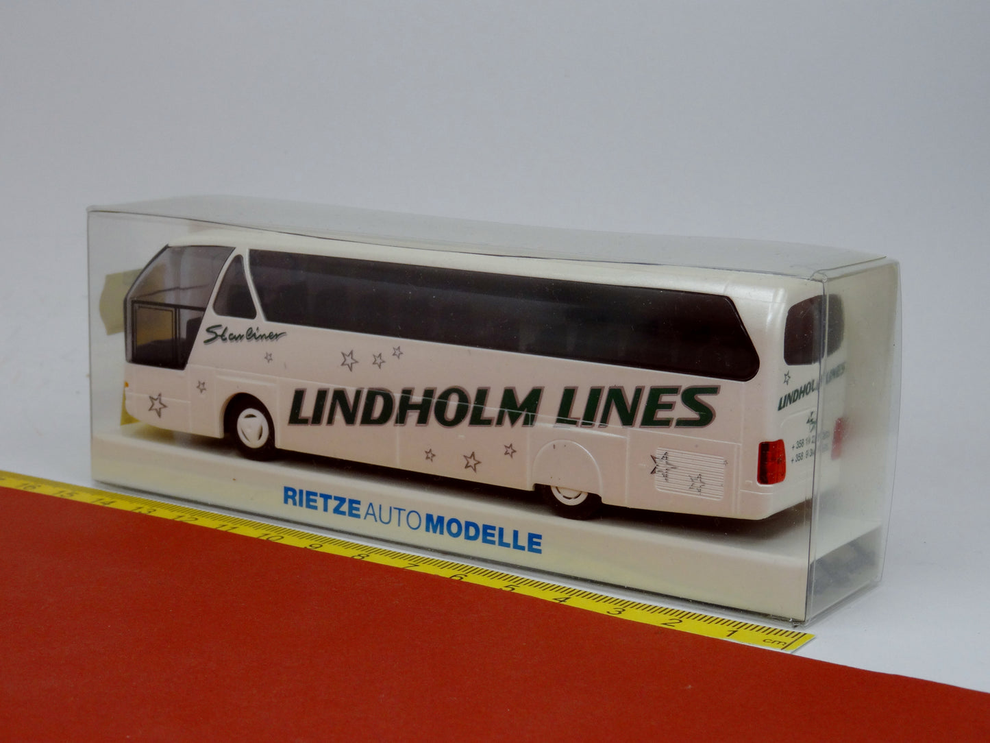 Neoplan Starliner Lindholm Lines - Rietze 62007 (A1)
