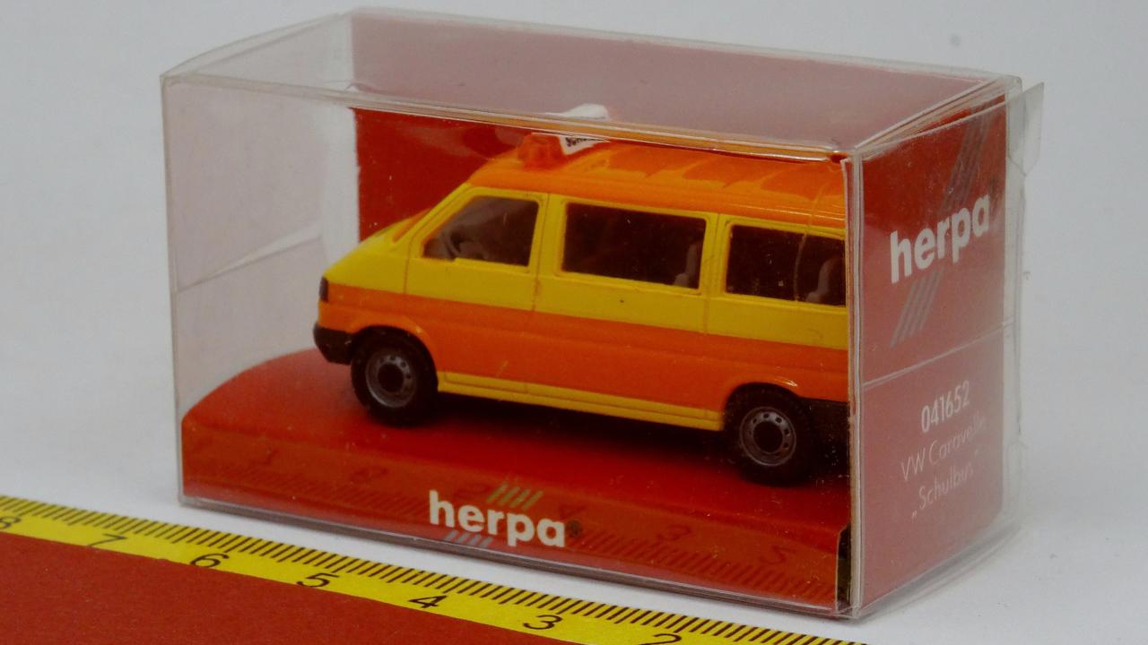 VW T4 Schulbus orange gelb (A5)