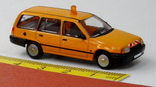 Opel Kadett E Caravan 1985 - orange kommunal - PCX87 871456