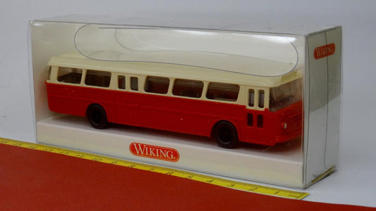 Büssing Senator  rot weiß - Wiking