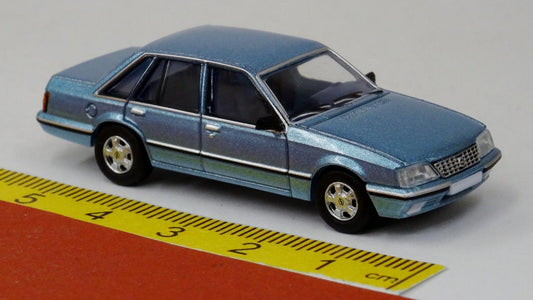 Opel Senator A2 (1982) hellblau metallic - PCX87 870743