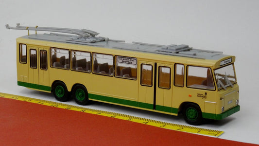 TS3 Trolleybus O-Bus Solingen 38 - grüner Streifen - VK-Modelle 40038
