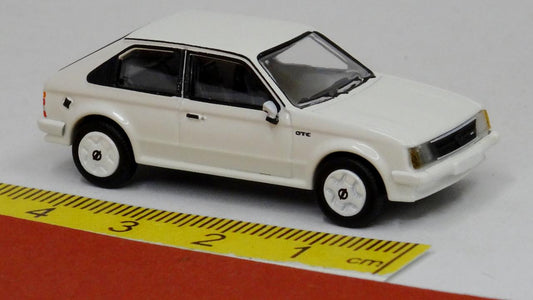 Opel Kadett D GTE (1983) weiß - PCX87 870736