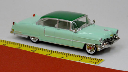 Cadillac Fleetwood ´55 zweifarbig grün - Brekina 18353