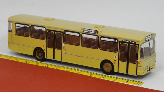 Mercedes O 305 BVG Berlin - ohne Werbung Wg. 1978 - Rietze Sondermodell