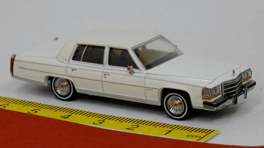 Cadillac Fleetwood Brougham 1982 weiß - PCX87 870449