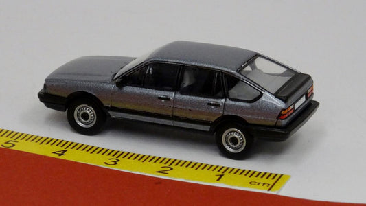 VW Passat B2 1985 metallic grau - PCX87 870411