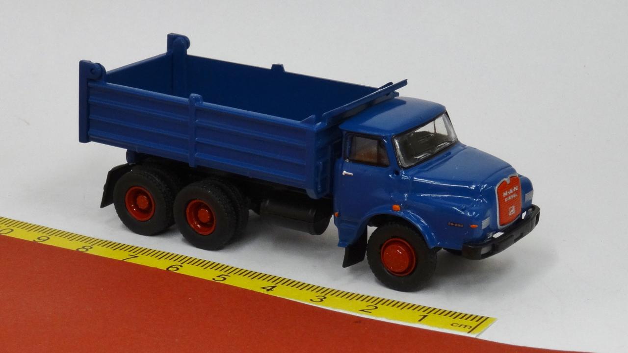 MAN 26.280 DHAK Meiller Kipper blau 1972 - Brekina 78100