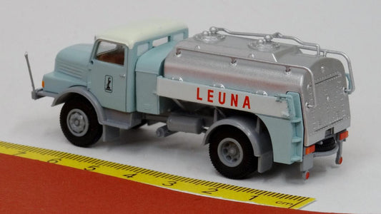 IFA S 4000-1 Tankwagen Leuna - Brekina 71478