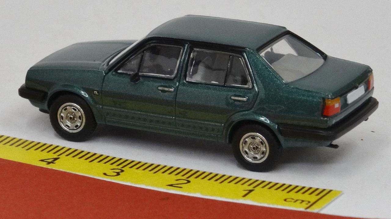 Volkswagen VW Jetta II 1984 metallic dunkelgrün - PCX87 870196